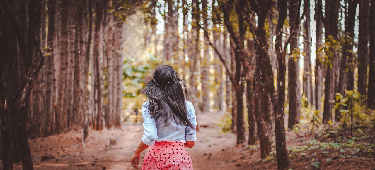 女孩失联，母亲称其曾受邀去云南
