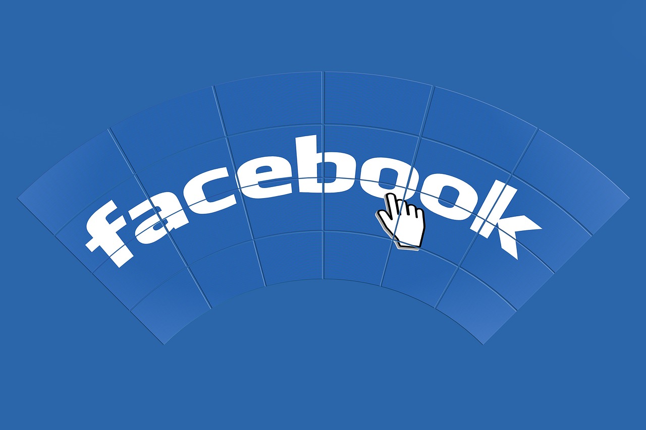特朗普再度警告扎克伯格，小心Facebook的垄断行为！
