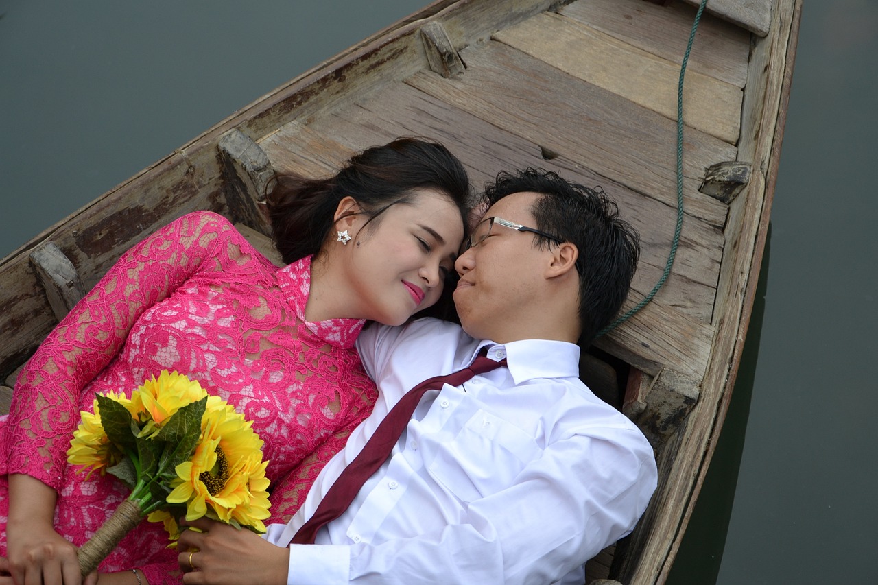 男子结婚半年从140斤胖到240斤