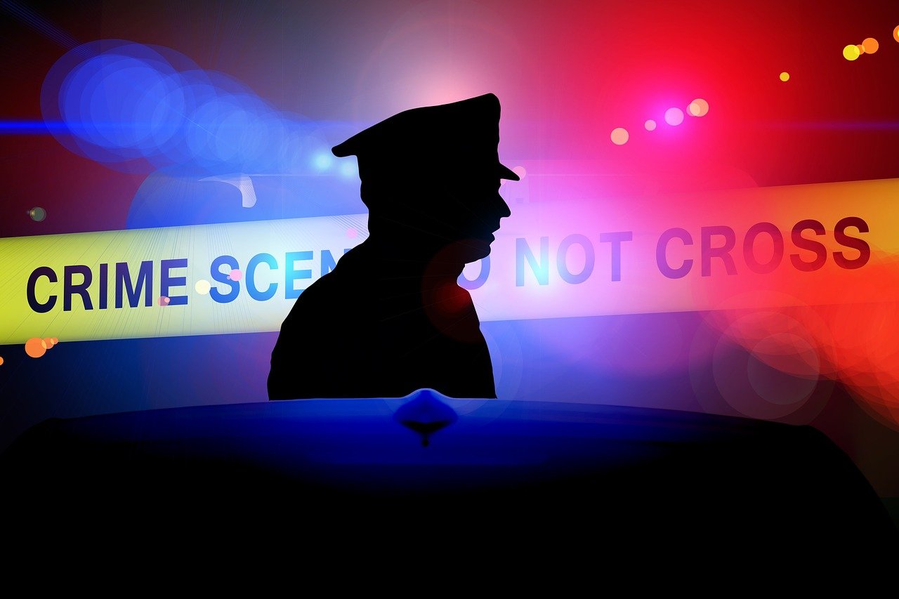 警方辟谣男子殴打女子致吐血，网络谣言需警惕