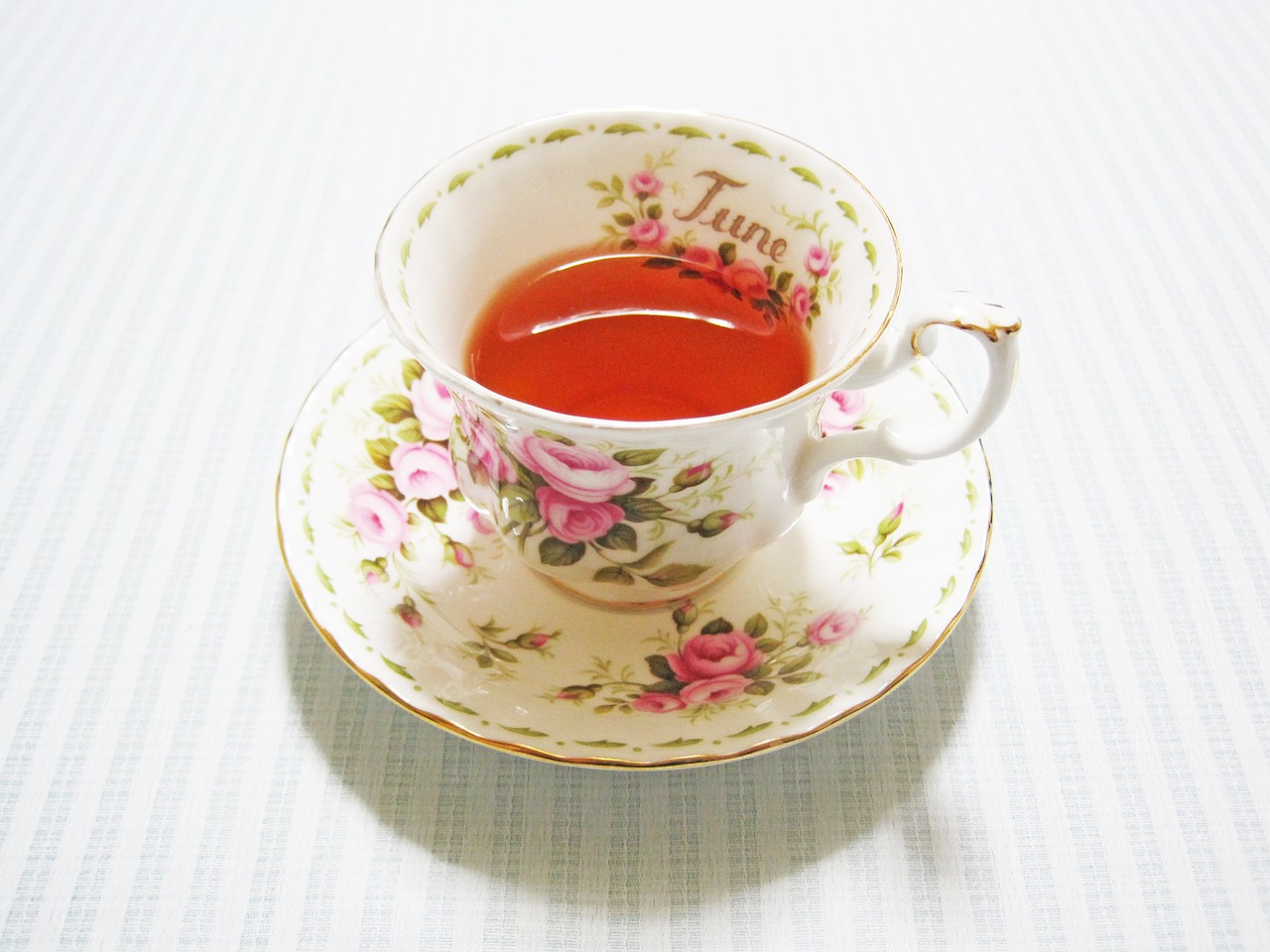 杜仲茶的作用与功效