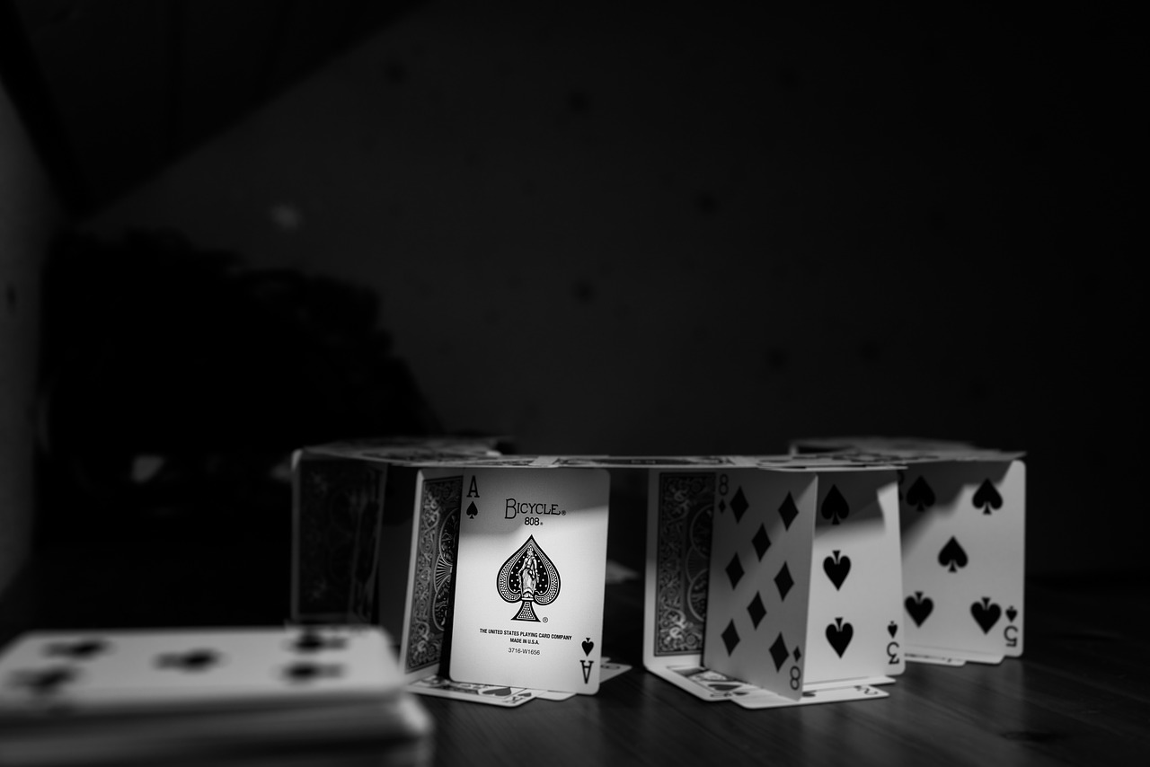 沉默的力量与背后的深意