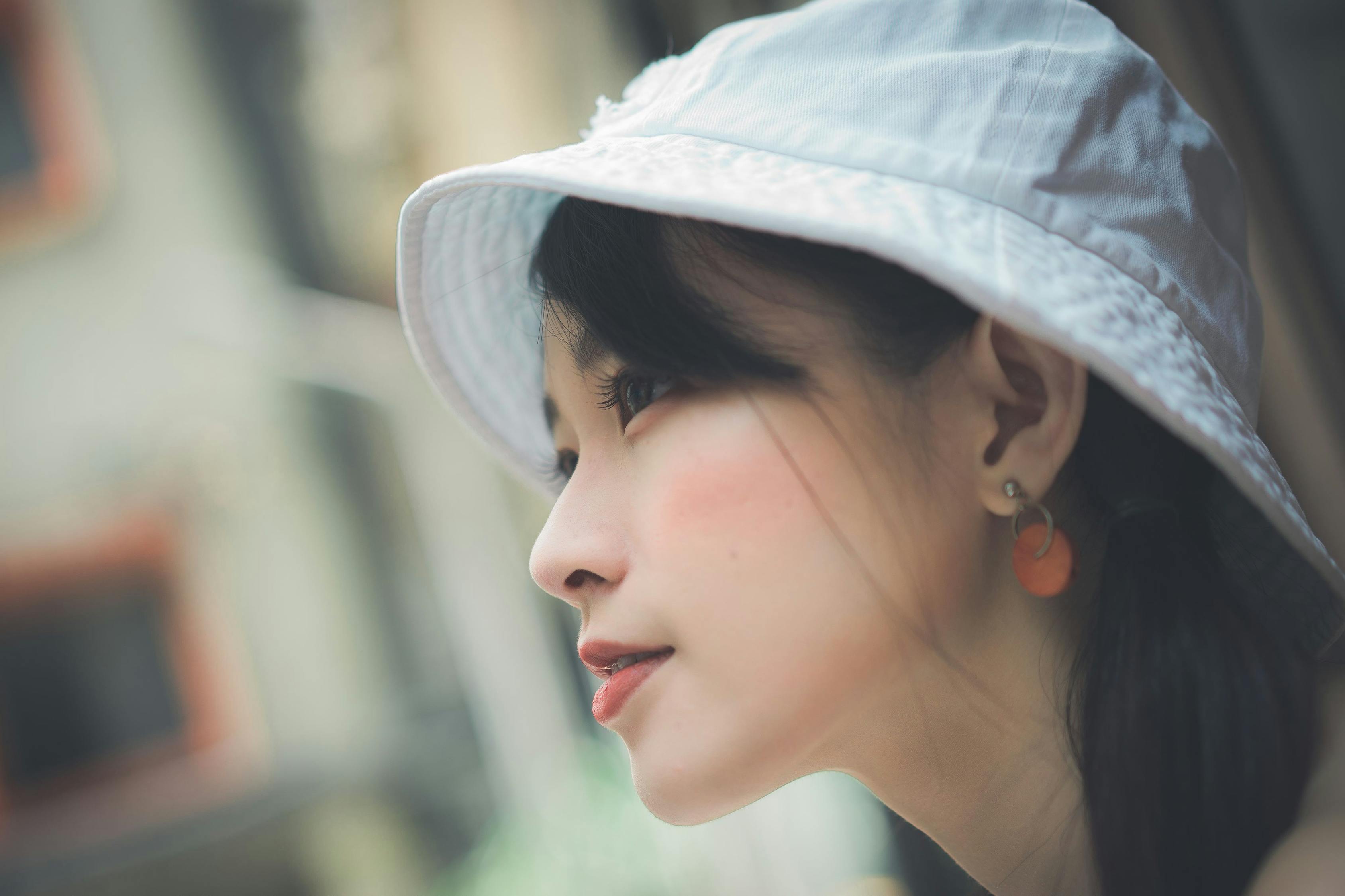 读懂她的心思，女人想睡男人时的微妙信号