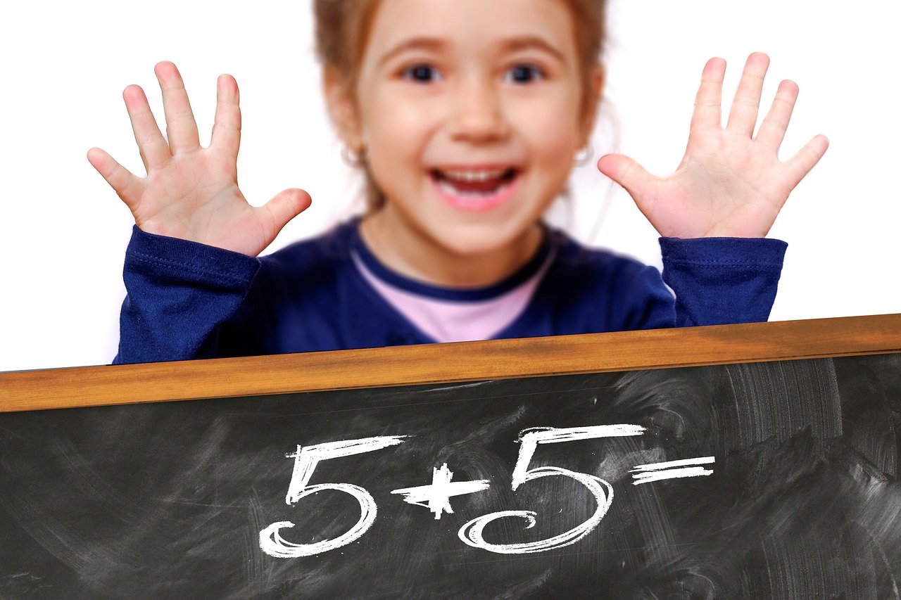 关于纳税的数学日记，数字背后的生活故事